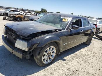  Salvage Chrysler 300