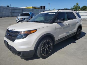  Salvage Ford Explorer