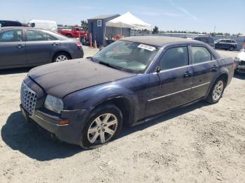  Salvage Chrysler 300