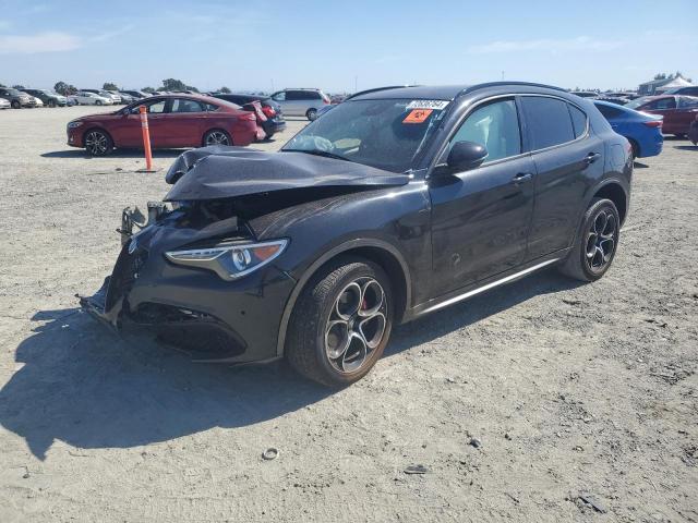  Salvage Alfa Romeo Stelvio