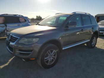  Salvage Volkswagen Touareg