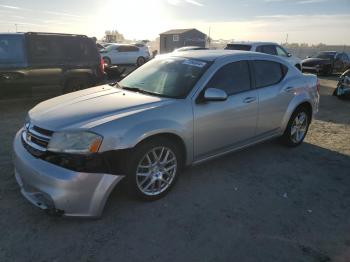  Salvage Dodge Avenger