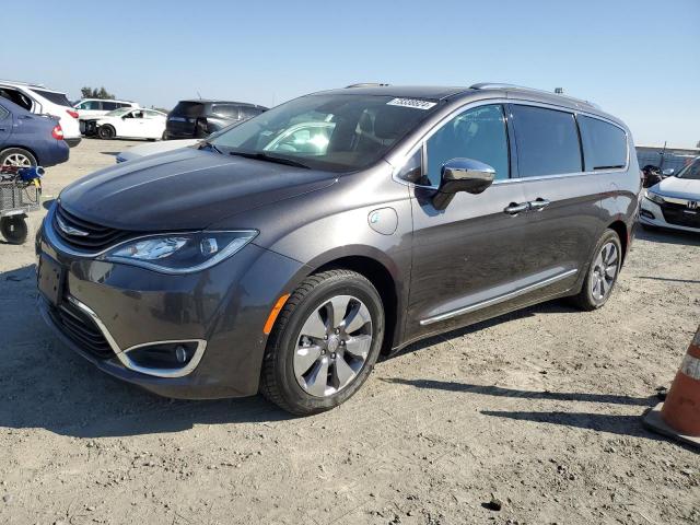  Salvage Chrysler Pacifica