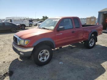  Salvage Toyota Tacoma