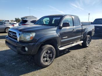  Salvage Toyota Tacoma