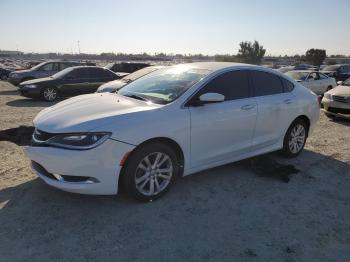  Salvage Chrysler 200