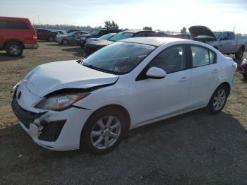  Salvage Mazda 3