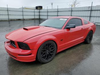  Salvage Ford Mustang