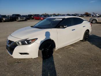  Salvage Nissan Maxima