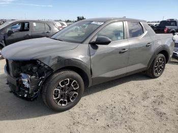  Salvage Hyundai SANTA CRUZ