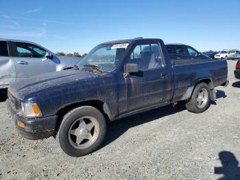  Salvage Toyota Pickup