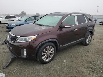  Salvage Kia Sorento