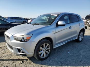  Salvage Mitsubishi Outlander