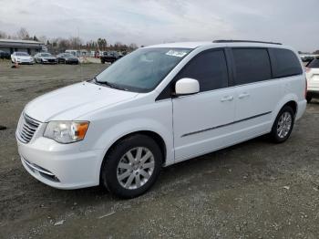  Salvage Chrysler Minivan