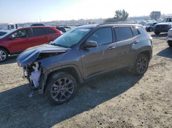  Salvage Jeep Compass