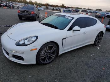  Salvage Porsche Panamera