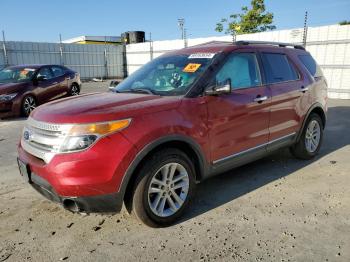  Salvage Ford Explorer