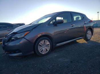  Salvage Nissan LEAF