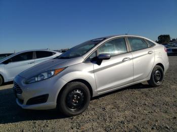  Salvage Ford Fiesta