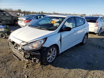  Salvage Hyundai ACCENT