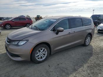  Salvage Chrysler Pacifica