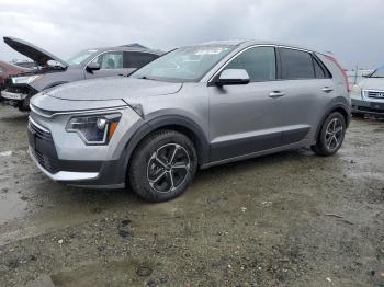  Salvage Kia Niro