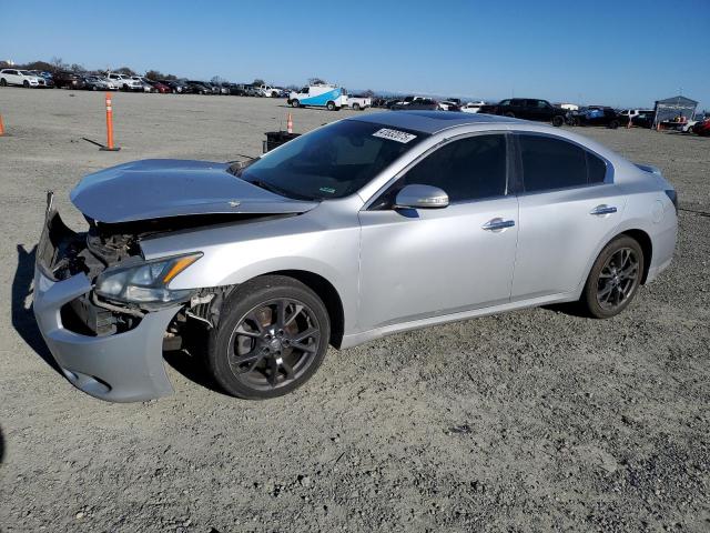  Salvage Nissan Maxima