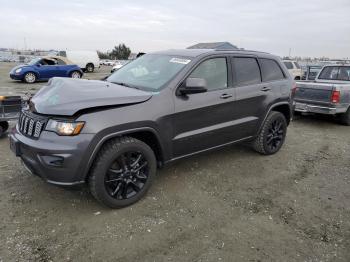  Salvage Jeep Grand Cherokee