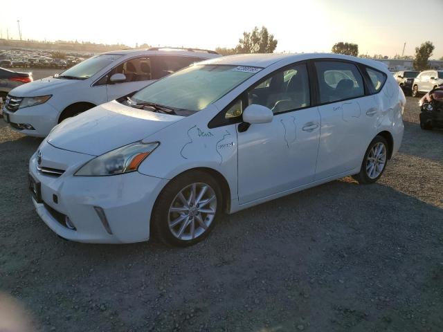  Salvage Toyota Prius