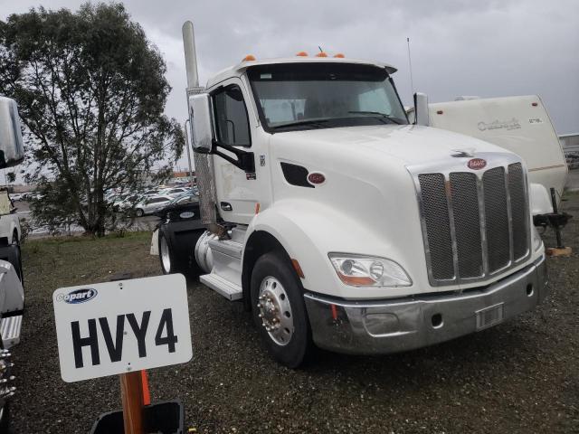  Salvage Peterbilt 579