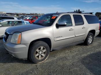  Salvage GMC Yukon