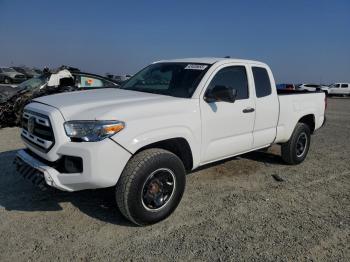  Salvage Toyota Tacoma