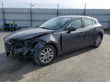  Salvage Mazda 3