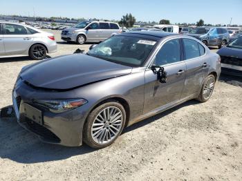  Salvage Alfa Romeo Giulia