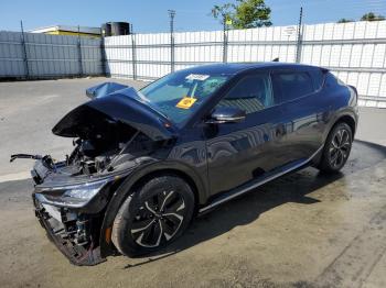  Salvage Kia EV6