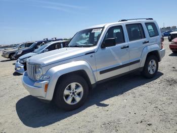  Salvage Jeep Liberty