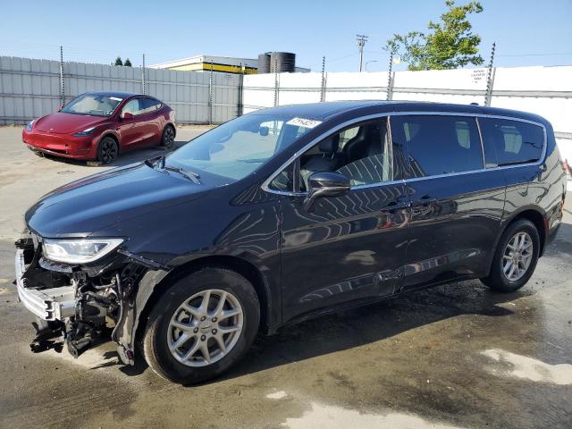  Salvage Chrysler Pacifica
