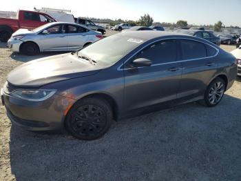  Salvage Chrysler 200