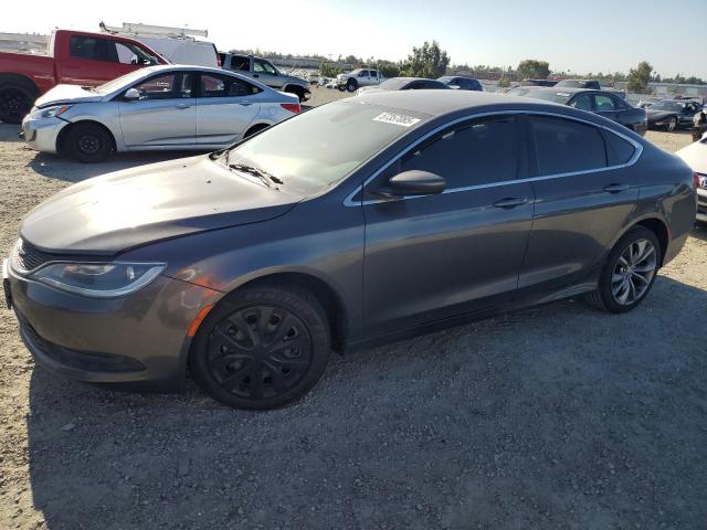  Salvage Chrysler 200
