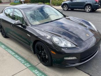  Salvage Porsche Panamera