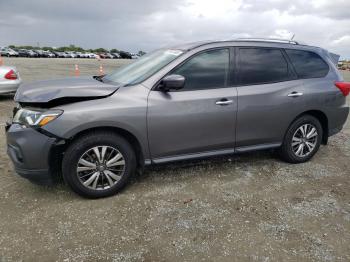 Salvage Nissan Pathfinder