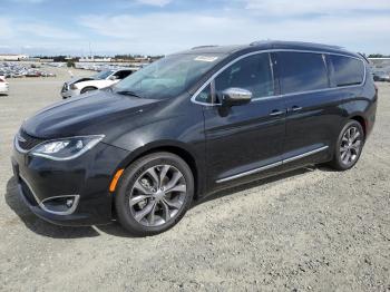  Salvage Chrysler Pacifica
