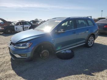  Salvage Volkswagen Golf