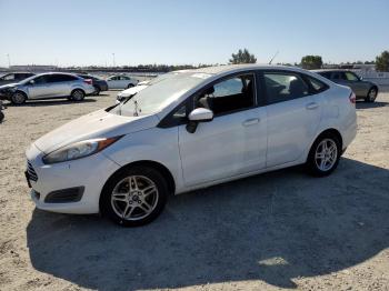  Salvage Ford Fiesta