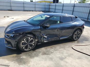  Salvage Kia EV6