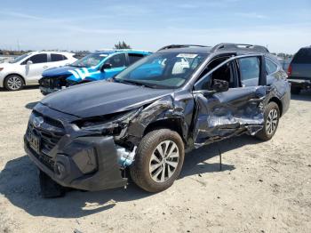  Salvage Subaru Legacy