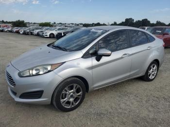  Salvage Ford Fiesta