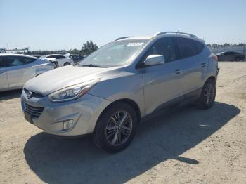  Salvage Hyundai TUCSON