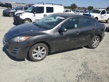  Salvage Mazda 3