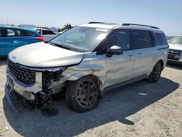  Salvage Kia Carnival